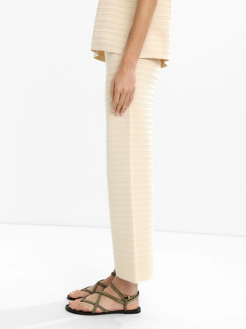 Фото ракурс 3 - Жіночі бежеві штани Parfois артикул 232381 _BG SS2025