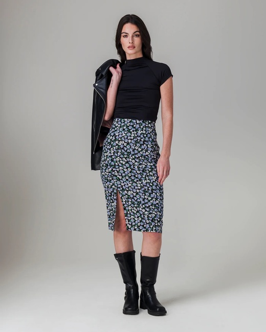 Жіноча синя спiдниця Piazza Italia артикул 32758 VAR 1 SS2025 Фото ракурс 5 - Жіноча синя спiдниця Piazza Italia артикул 32758 VAR 1 SS2025