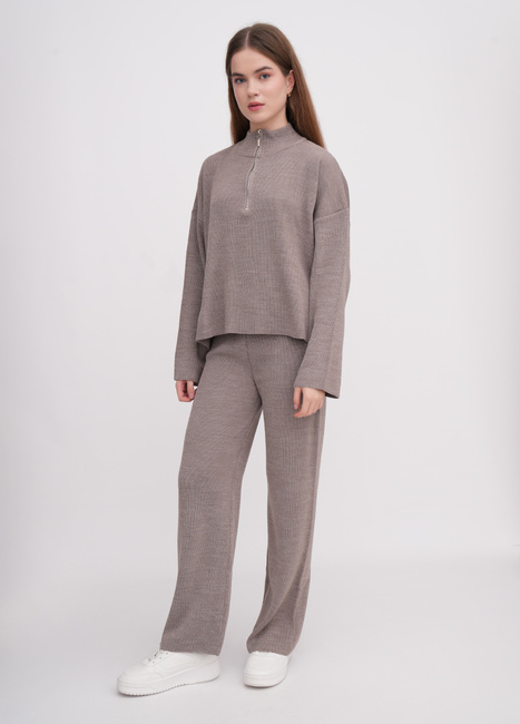 Фото ракурс 3 - Жіночий коричневий светр EQUILIBRI артикул W391 051 100 Mocco FW2025