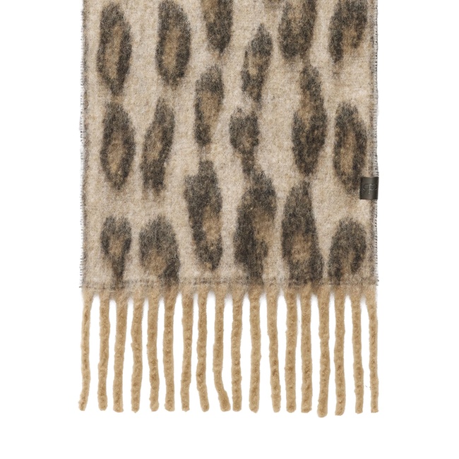 Жіночий молочний шарф Parfois артикул 241936 _EC FW2025 Фото ракурс 2 - Жіночий молочний шарф Parfois артикул 241936 _EC FW2025