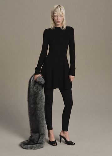 Фото ракурс 1 - Женское черное платье Mango артикул 17077779 99 1 season