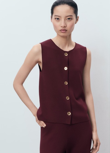 Фото ракурс 1 - Женский бордовый жилет Mango артикул 17084083 76 1 season