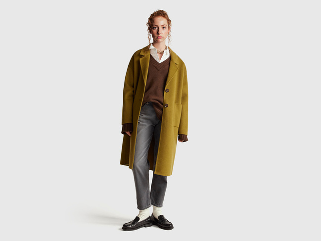 Фото ракурс 7 - Женский коричневый свитер Benetton артикул 1244D403A 2C0 25A