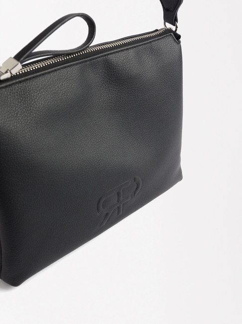 Жіноча чорна сумка Parfois артикул 223948 _BK SS2025 Фото ракурс 3 - Жіноча чорна сумка Parfois артикул 223948 _BK SS2025