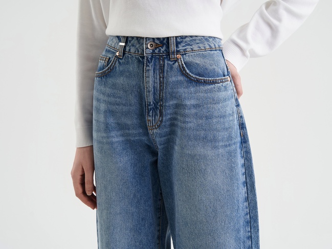 Женские синие джинсы Benetton артикул 4SHBDE00I 902 25A Фото ракурс 4 - Женские синие джинсы Benetton артикул 4SHBDE00I 902 25A