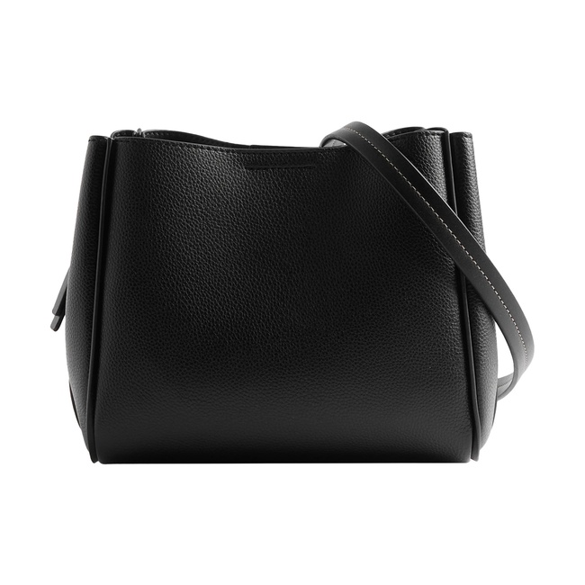 Женская черная сумка Parfois артикул 228642 _BK SS2025 Фото ракурс 1 - Женская черная сумка Parfois артикул 228642 _BK SS2025
