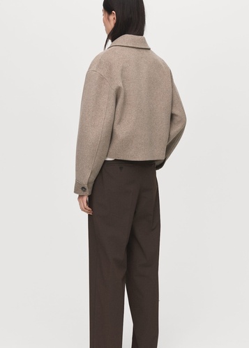 Фото ракурс 2 - Жіночий бежевий жакет Mango артикул 17055789 07 1 season