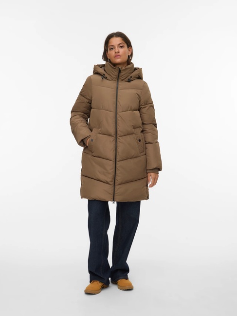 Фото ракурс 1 - Жіноче коричневe пальто Vero Moda артикул 10290436 Cub FW2025