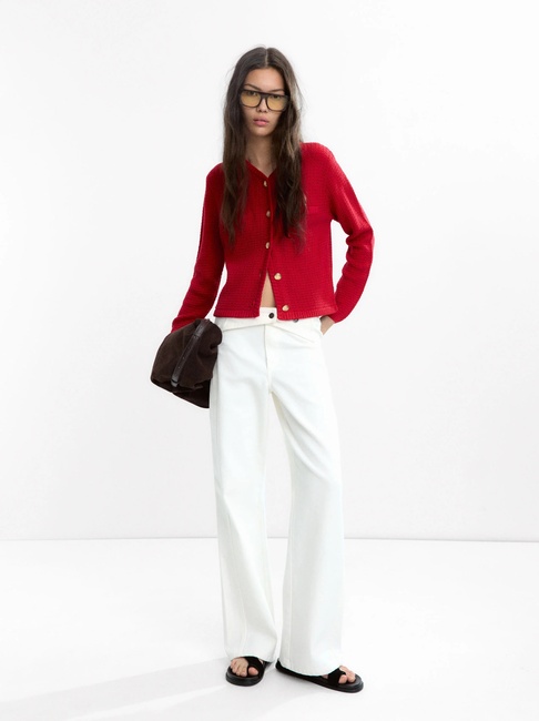 Жіночий червоний кардиган Parfois артикул 233566 _RD FW2025 Фото ракурс 4 - Жіночий червоний кардиган Parfois артикул 233566 _RD FW2025