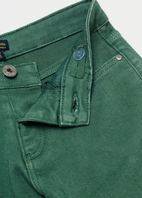 Фото ракурс 3 - Зеленые джинсы для мальчиков OVS артикул 1988526 Green SS2024