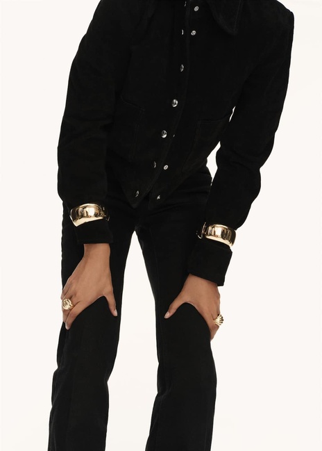 Женский черный жакет Mango артикул 17045788 99 1 season Фото ракурс 5 - Женский черный жакет Mango артикул 17045788 99 1 season