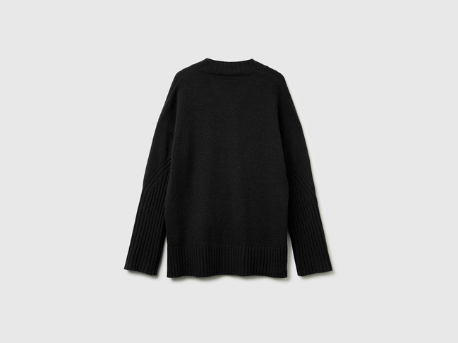 Фото ракурс 3 - Жіночий чорний светр Benetton артикул 1244D403A 100 25A