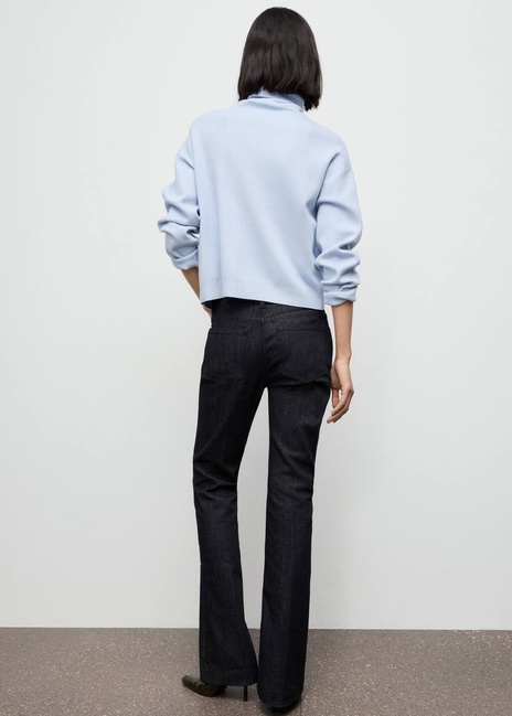 Жіночий блакитний джемпер Mango артикул 17007833 50 1 season Фото ракурс 2 - Жіночий блакитний джемпер Mango артикул 17007833 50 1 season