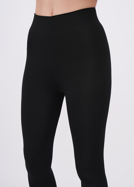 Фото ракурс 5 - Жіночі чорні лосини EQUILIBRI артикул W464 010 000 Black FW2025