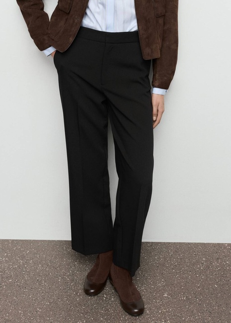 Женские черные брюки Mango артикул 17096743 99 1 season Фото ракурс 1 - Женские черные брюки Mango артикул 17096743 99 1 season