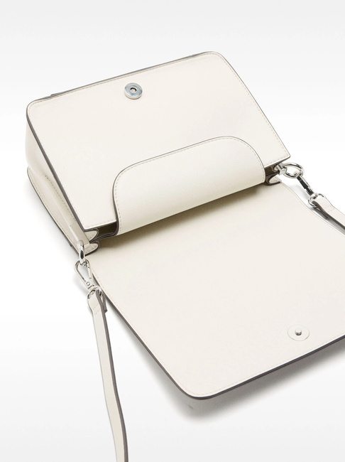 Фото ракурс 4 - Женская молочная сумка Parfois артикул 230503 _EC SS2025