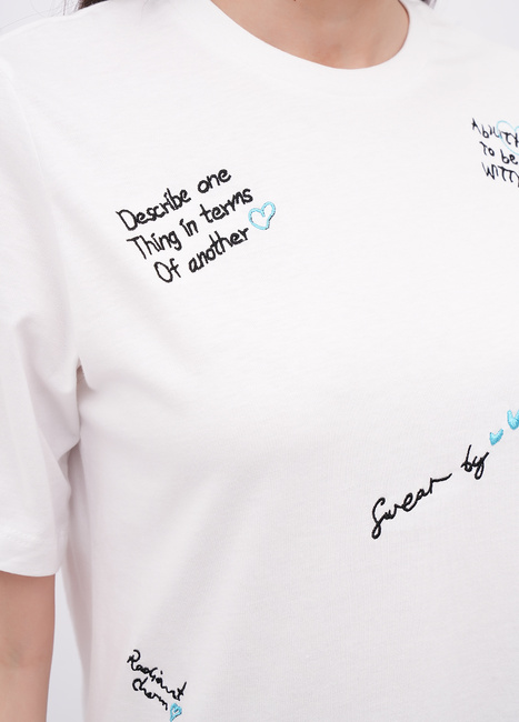 Жіноча біла футболка EQUILIBRI артикул W213 093 000 White FW2025 Фото ракурс 4 - Жіноча біла футболка EQUILIBRI артикул W213 093 000 White FW2025