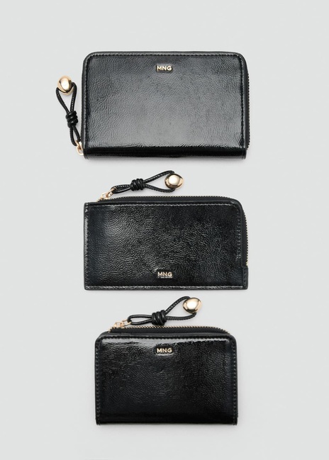 Жіночий чорний гаманець Mango артикул 27051237 99 2 season Фото ракурс 4 - Жіночий чорний гаманець Mango артикул 27051237 99 2 season