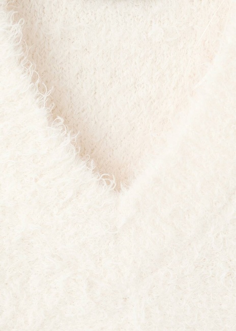 Жіночий молочний джемпер Mango артикул 17007820 05 1 season Фото ракурс 5 - Жіночий молочний джемпер Mango артикул 17007820 05 1 season