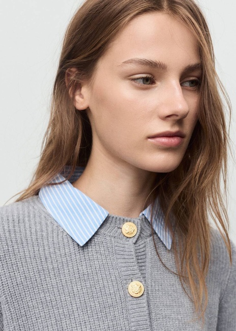 Жіночий сірий кардиган Mango артикул 17035796 92 1 season Фото ракурс 4 - Жіночий сірий кардиган Mango артикул 17035796 92 1 season