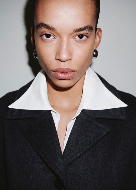 Женское серое пальто Mango артикул 27081258 92 2 season Фото ракурс 4 - Женское серое пальто Mango артикул 27081258 92 2 season