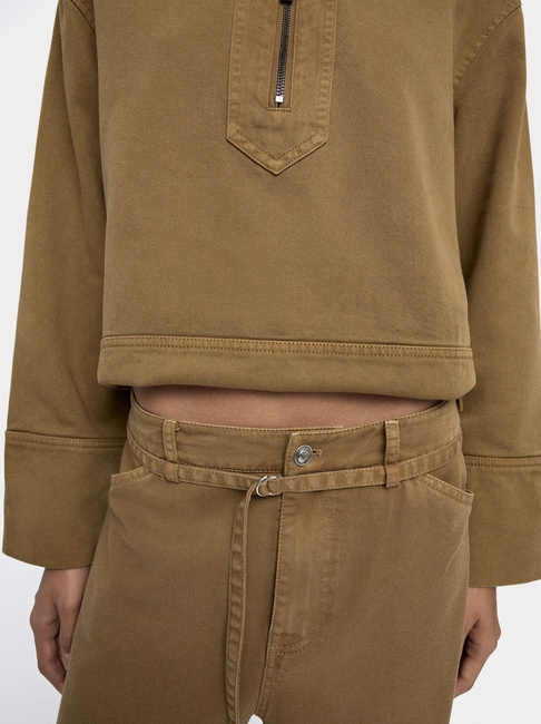 Женская коричневая рубашка Parfois артикул 239138 _BN FW2025 Фото ракурс 3 - Женская коричневая рубашка Parfois артикул 239138 _BN FW2025