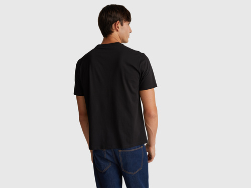 Фото ракурс 2 - Чоловіча чорна футболка Benetton артикул 3I1XU1096 926 25A