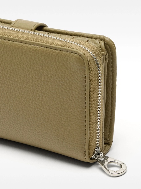 Фото ракурс 4 - Жіночий зелений гаманець Parfois артикул 232840 _KK FW2025