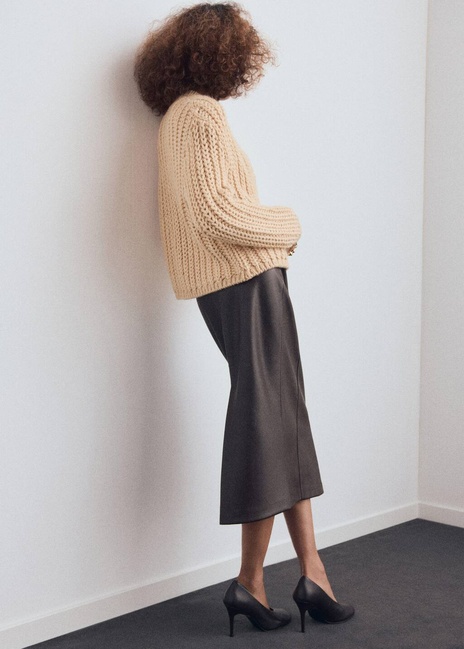 Фото ракурс 2 - Женский бежевый кардиган Mango артикул 17037814 08 1 season