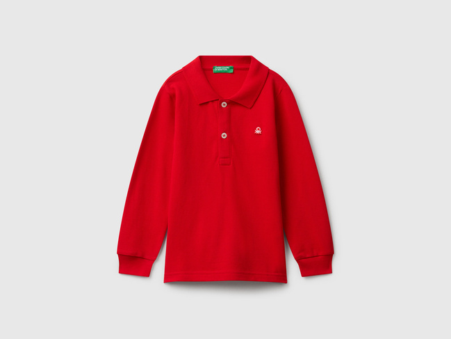 Красный лонгслив для мальчиков Benetton артикул 3089G3009.P 015 25A Фото ракурс 1 - Красный лонгслив для мальчиков Benetton артикул 3089G3009.P 015 25A
