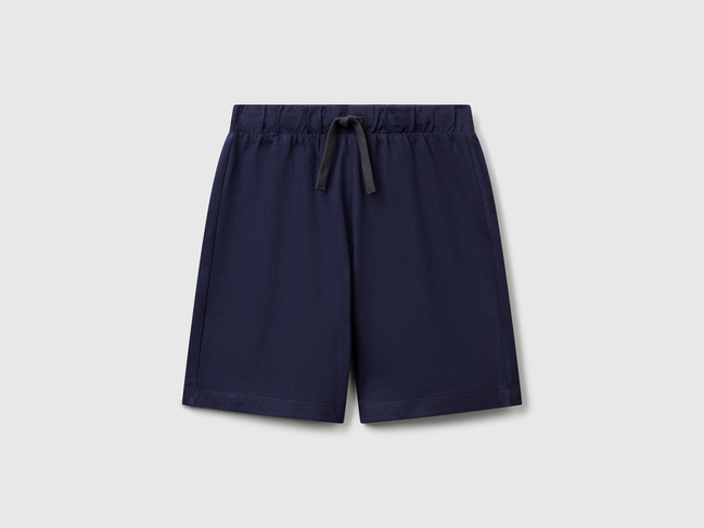 Сині шорти для хлопчиків Benetton артикул 3BL0C903L.G 252 25P Фото ракурс 1 - Сині шорти для хлопчиків Benetton артикул 3BL0C903L.G 252 25P