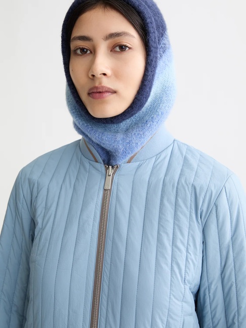 Фото ракурс 4 - Женская голубая куртка SCOTCH & SODA артикул U9G00784T U076 FW2025