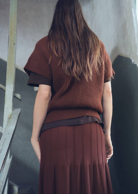 Фото ракурс 2 - Женский коричневый джемпер Mango артикул 17005848 30 1 season