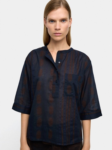 Фото ракурс 1 - Жіноча синя сорочка Parfois артикул 243201 _DM FW2025