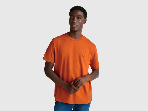 Фото ракурс 1 - Чоловіча помаранчева футболка Benetton артикул 3MI5J1AF7 22N 25A