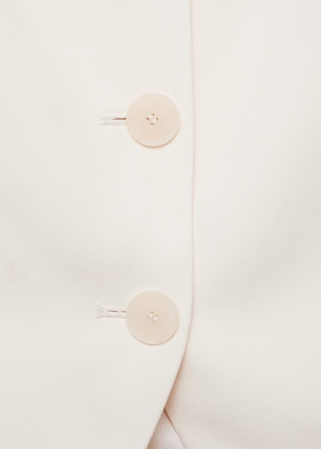 Фото ракурс 5 - Женский молочный жилет Mango артикул 87035736 05 8 season