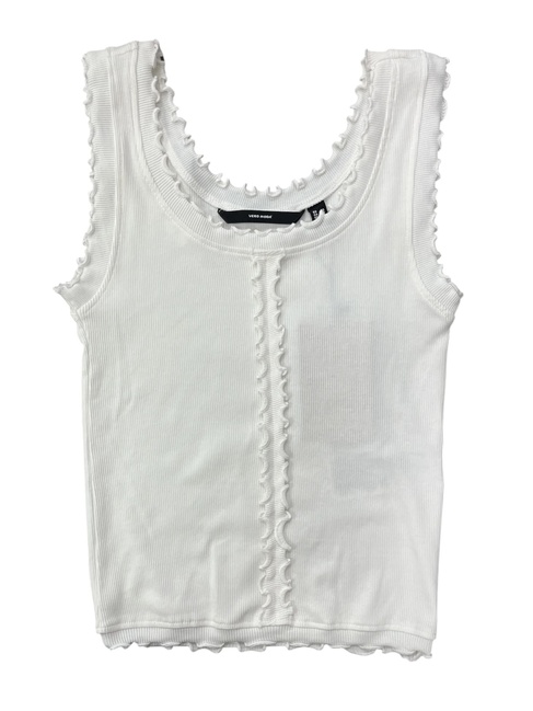 Женский белый топ Vero Moda артикул 10324099 snow white FW2025 Фото ракурс 1 - Женский белый топ Vero Moda артикул 10324099 snow white FW2025