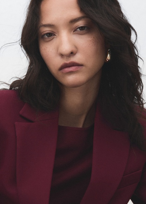 Жіночий бордовий пiджак Mango артикул 17045806 77 1 season Фото ракурс 4 - Жіночий бордовий пiджак Mango артикул 17045806 77 1 season