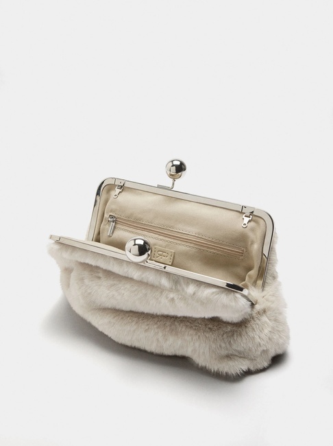 Фото ракурс 4 - Жіноча молочна сумка Parfois артикул 241096 _EC FW2025