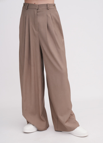 Фото ракурс 1 - Жіночі бежеві брюки EQUILIBRI артикул BW466002 000 Beige FW2025