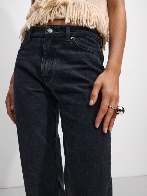 Жіночі чорні джинси Parfois артикул 227455 _BK FW2025 Фото ракурс 5 - Жіночі чорні джинси Parfois артикул 227455 _BK FW2025