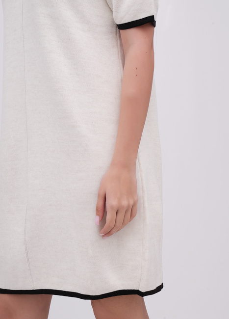 Женское молочное платье EQUILIBRI артикул W352 005 001 MILK FW2025 Фото ракурс 4 - Женское молочное платье EQUILIBRI артикул W352 005 001 MILK FW2025