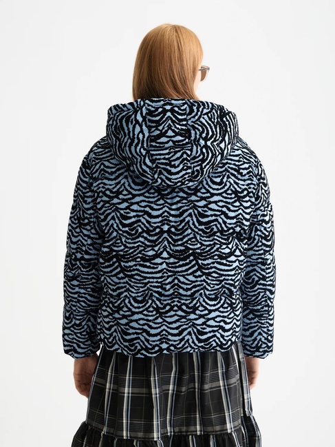 Фото ракурс 2 - Женская синяя куртка SCOTCH & SODA артикул U9G00907T V457 FW2025