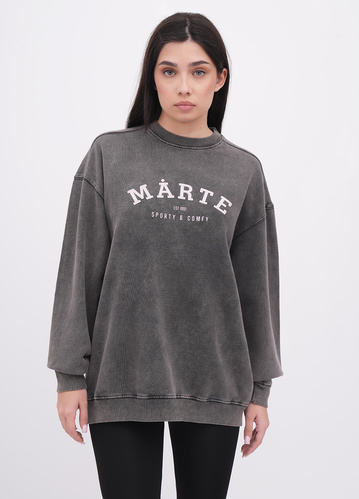 Фото ракурс 1 - Жіночий сірий світшот EQUILIBRI артикул W231 032 000 Dark grey FW2025