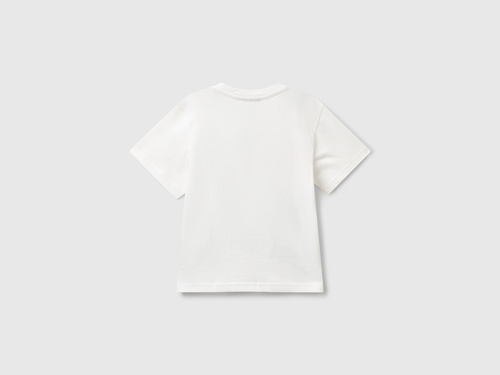 Фото ракурс 2 - Белая футболка Benetton для мальчиков артикул 3X1SG10JW.P 074 25A