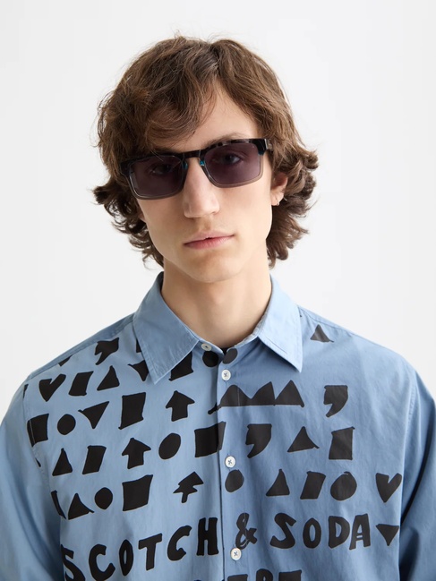 Фото ракурс 4 - Мужская голубая рубашка SCOTCH & SODA артикул 181708 410 FW2025