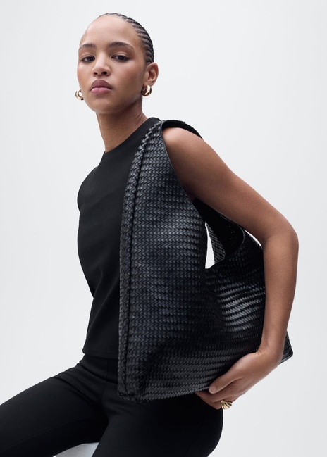 Фото ракурс 4 - Женские черные брюки Mango артикул 87065741 99 8 season