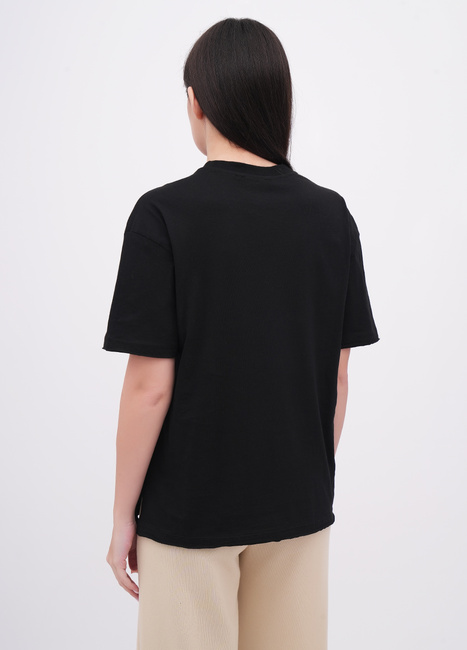 Фото ракурс 2 - Женская черная футболка EQUILIBRI артикул W213 101 000 Black FW2025