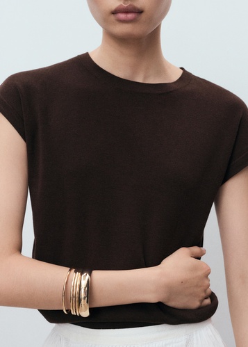 Фото ракурс 1 - Жіночий коричневий джемпер Mango артикул 17062904 32 1 season