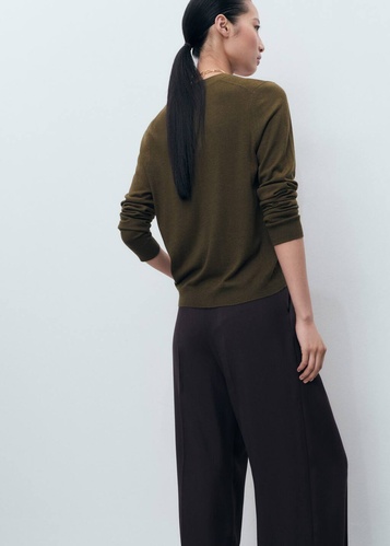 Фото ракурс 2 - Жіночий хакі кардиган Mango артикул 17065803 37 1 season